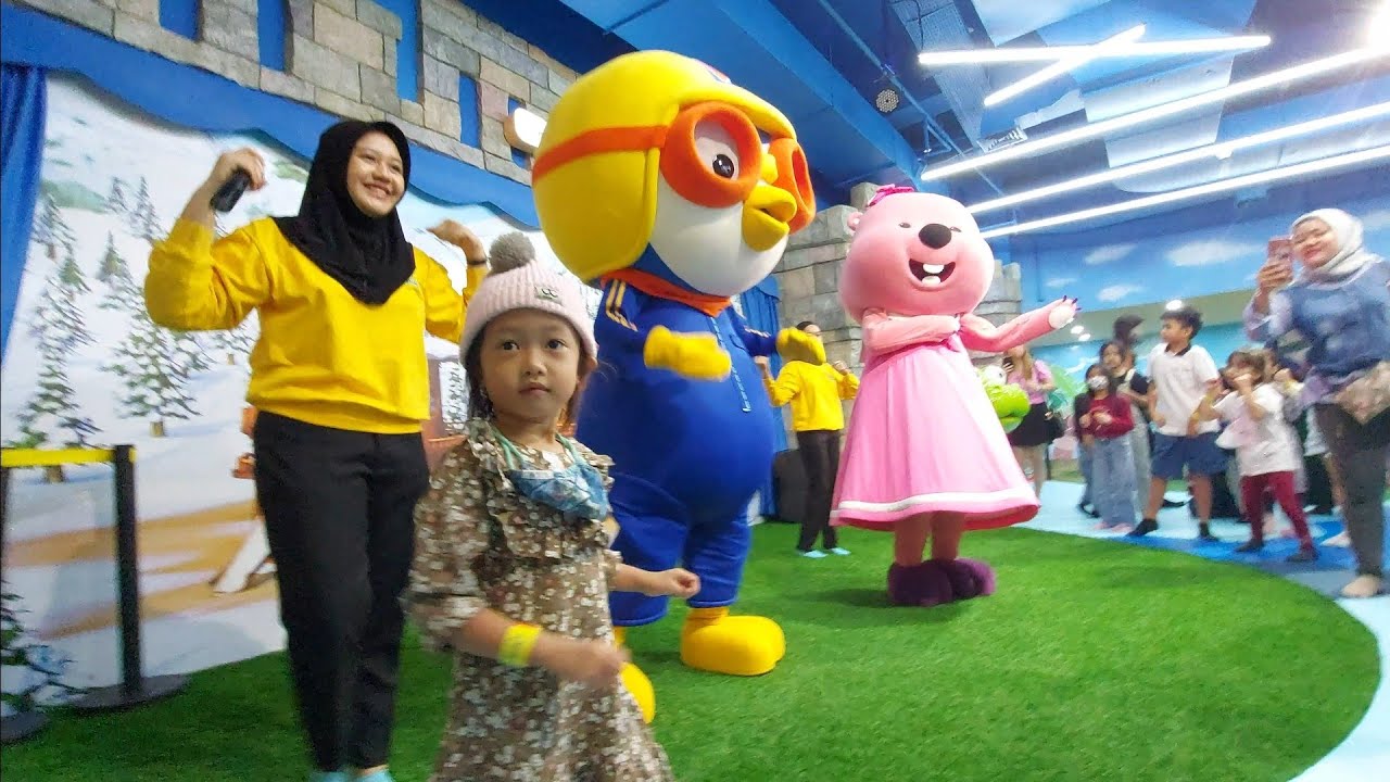 Pororo Park Pertama Di Indonesia (Street Gallery - PIM, Jaksel)