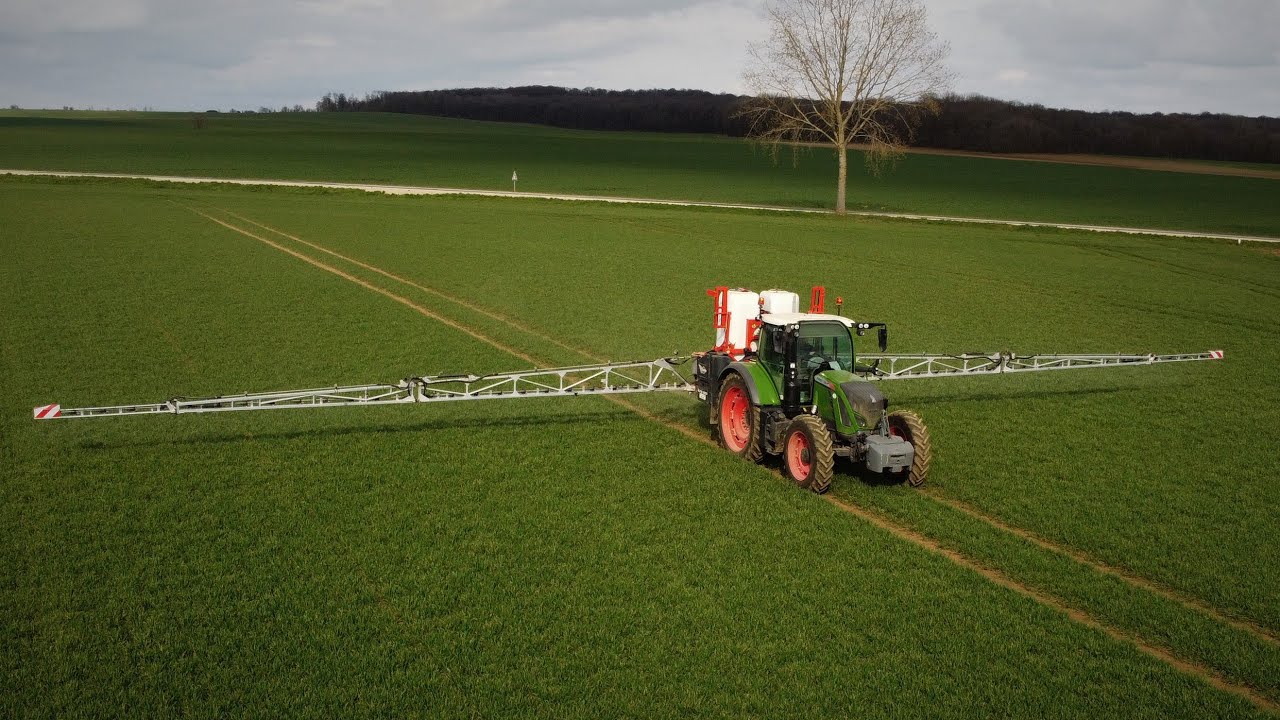 Pulvérisateur Kuhn Altis 2002 // Fendt 720 - Pneumatiques SprayBib // (Mavic Mini)