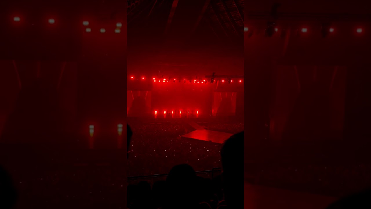 Put it Straight ; 2023 (G)I-DLE World Tour: I AM FREE-TY in Singapore