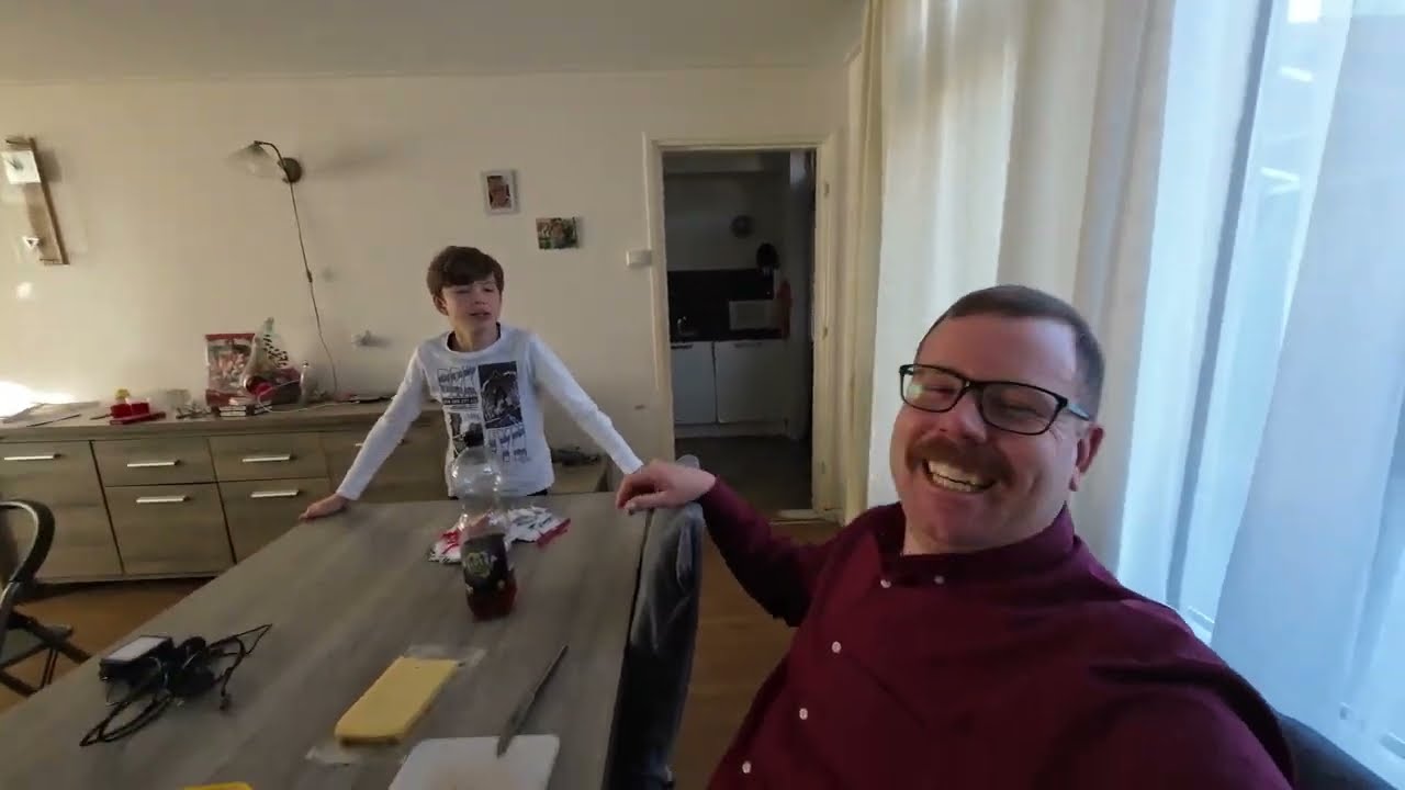 wat heeft Daan gekregen met sinterklaas👍