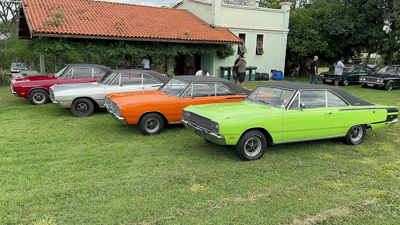 UMA FOTO QUE NEM A CHRYSLER DO BRASIL FEZ ! DODGE CHARGER R/T 1971 NAS 4 CORES DISPONÍVEIS ! BDXP 24
