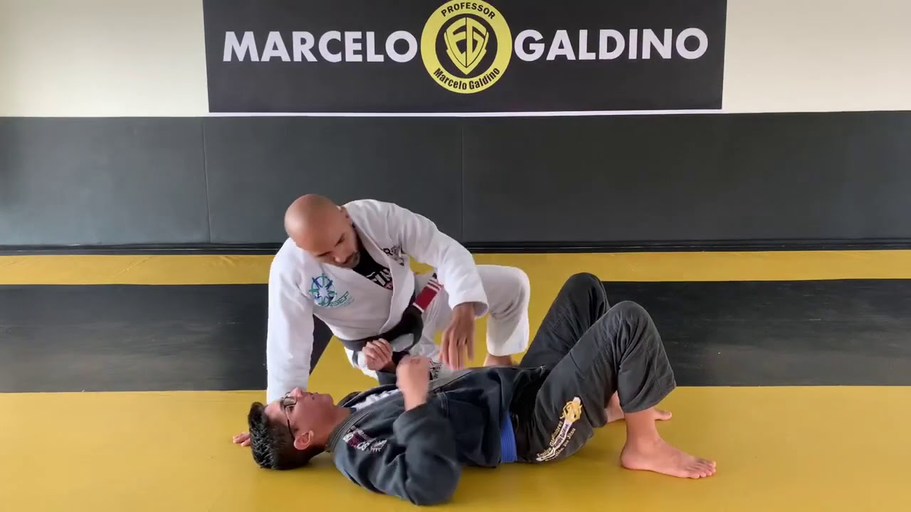 Uma aula top de finalizações na montada