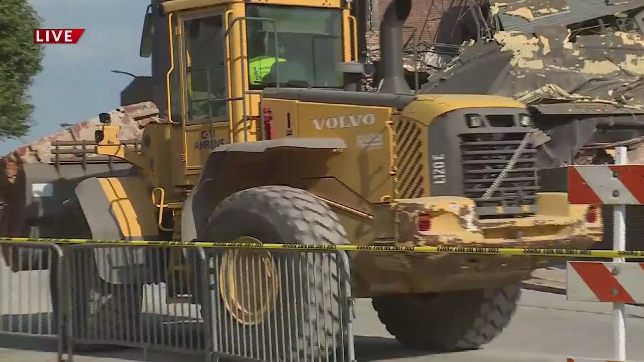 Lemp Brewery collapses Sunday morning