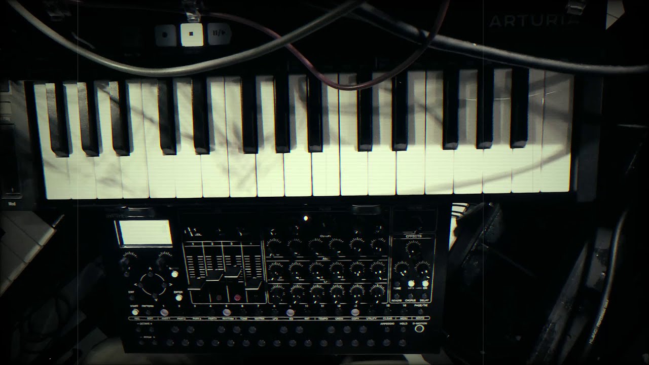Roland SH-4D | No talking, playing some custom sounds for 10 minutes