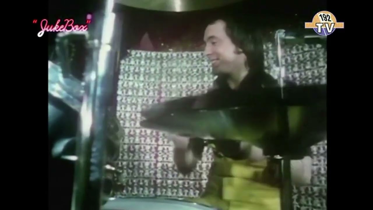 Mud - Tiger Feet (Music Video 1974 - Les Gray) HD