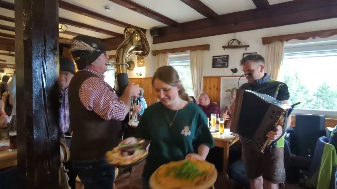 Rhönharmonika-Stammtisch auf der Enzianhütte in der Rhön am 20.04.2024
