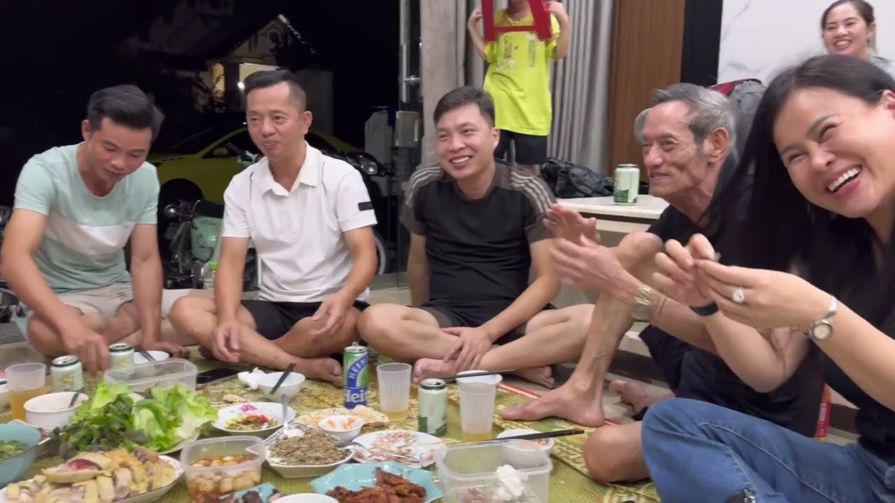 Vừa đi du lịch về, rể Pháp lại bị bố vợ cho say tại mâm luôn, Mai le cuộc sống ở Pháp 