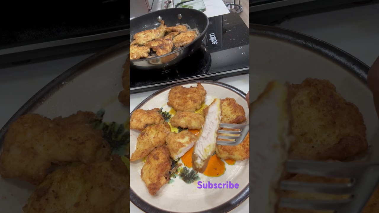 ￼ Куриные биточки. Fry chicken, juicy and crispy delicious.
