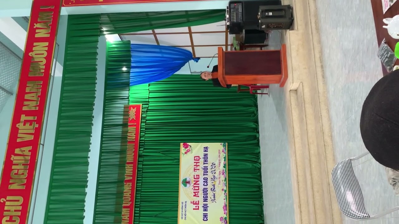 BÀ PHONG ĐỌC THƠ-LỄ MỪNG THỌ CÁC CỤ THÔN HẠ 