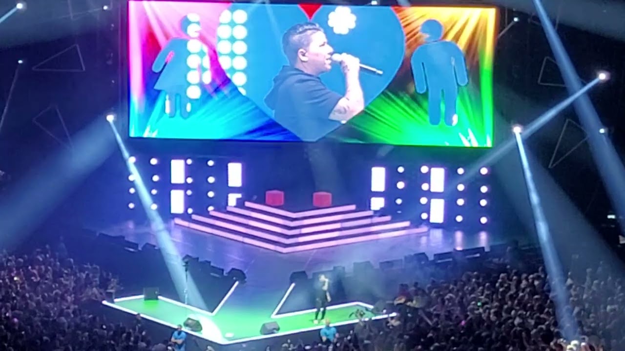 Kerstin Ott - Regenbogenfarben (Die Schlagernacht des Jahres 2023, Köln)