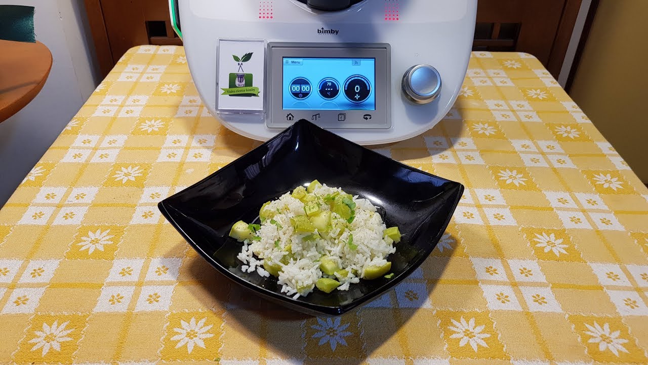 Riso basmati con zucchine a varoma per bimby TM6 TM5 TM31