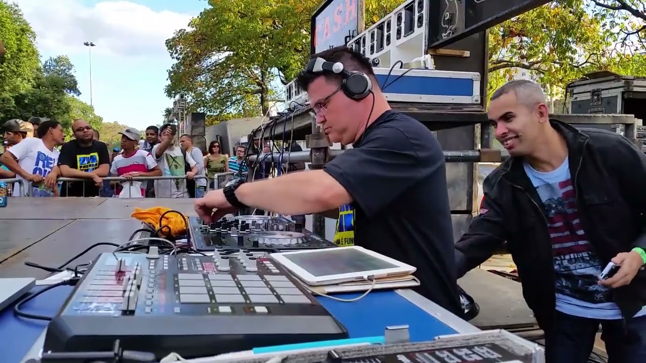 DJ CABOY no Rio Parada Funk 2017