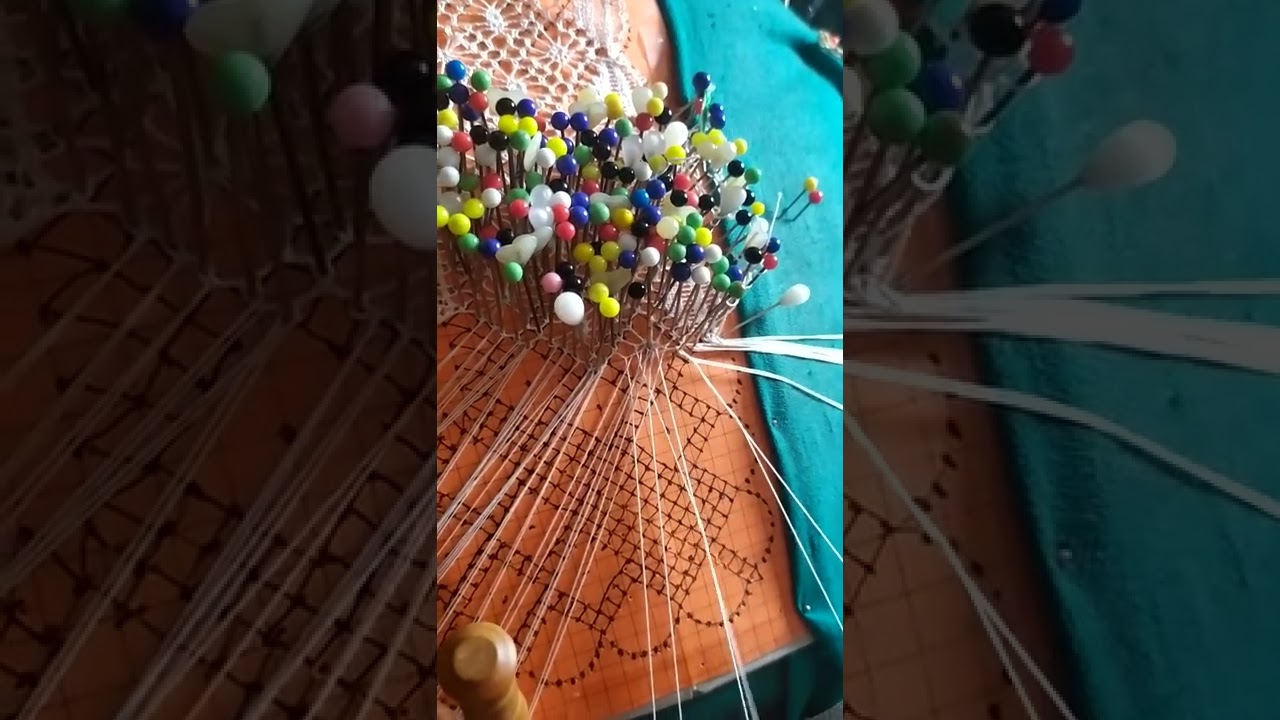 4 - Araña a medio par de 3 patas de cada lado.