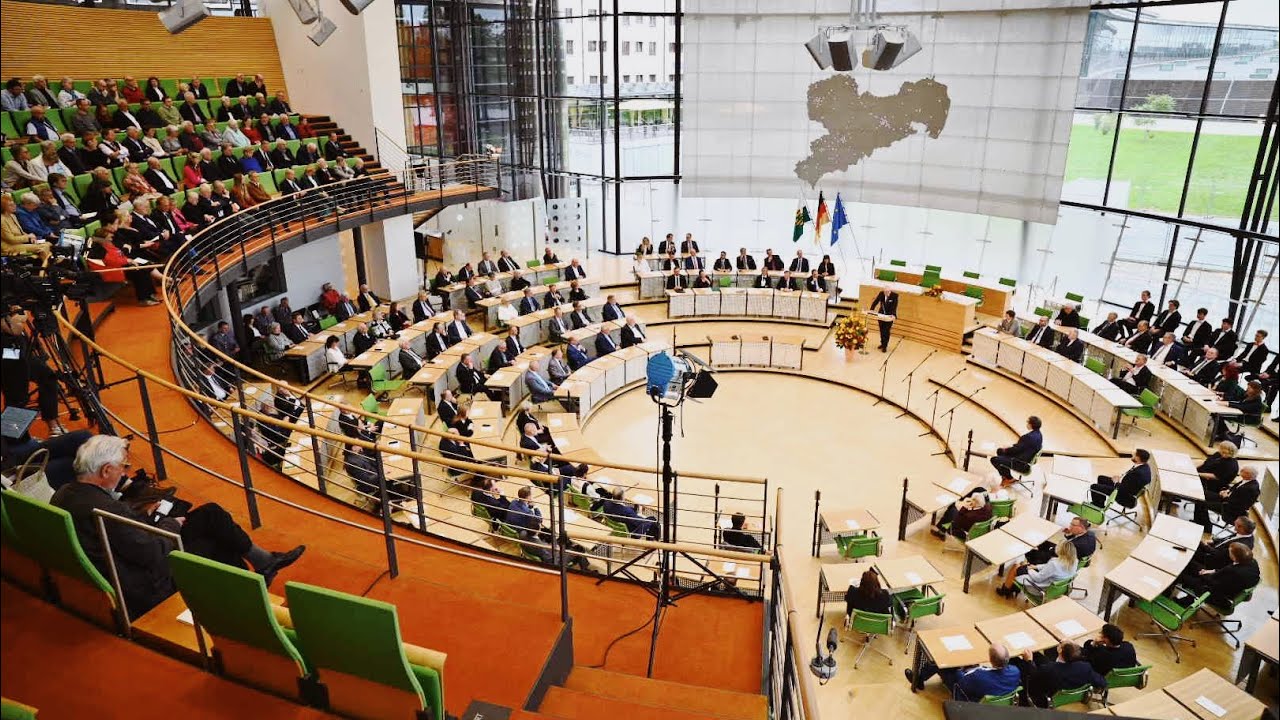 Festakt zum Tag der Deutschen Einheit 2024