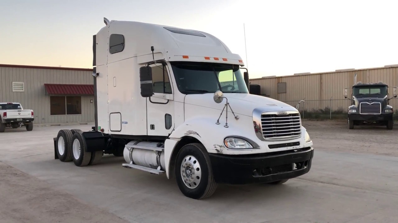 2007 Freightliner Columbia CAT Engine