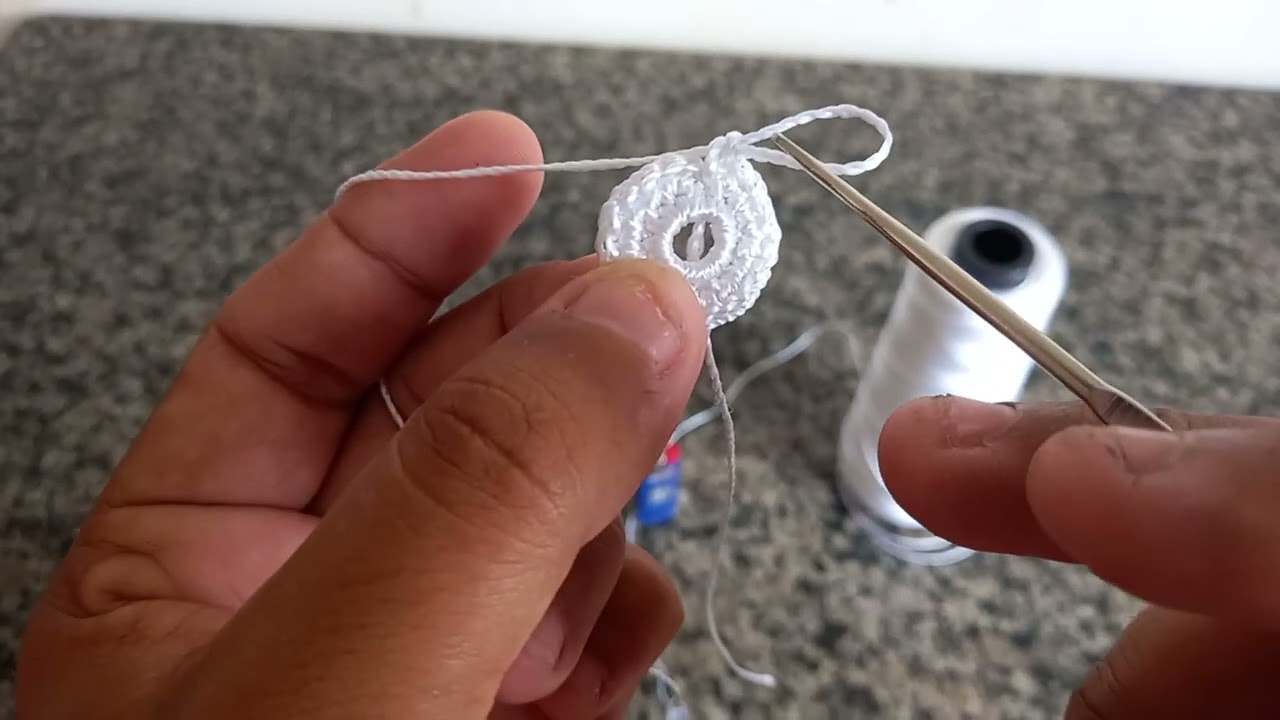 BONE DE CROCHÊ EM PONTOS BAIXOS !