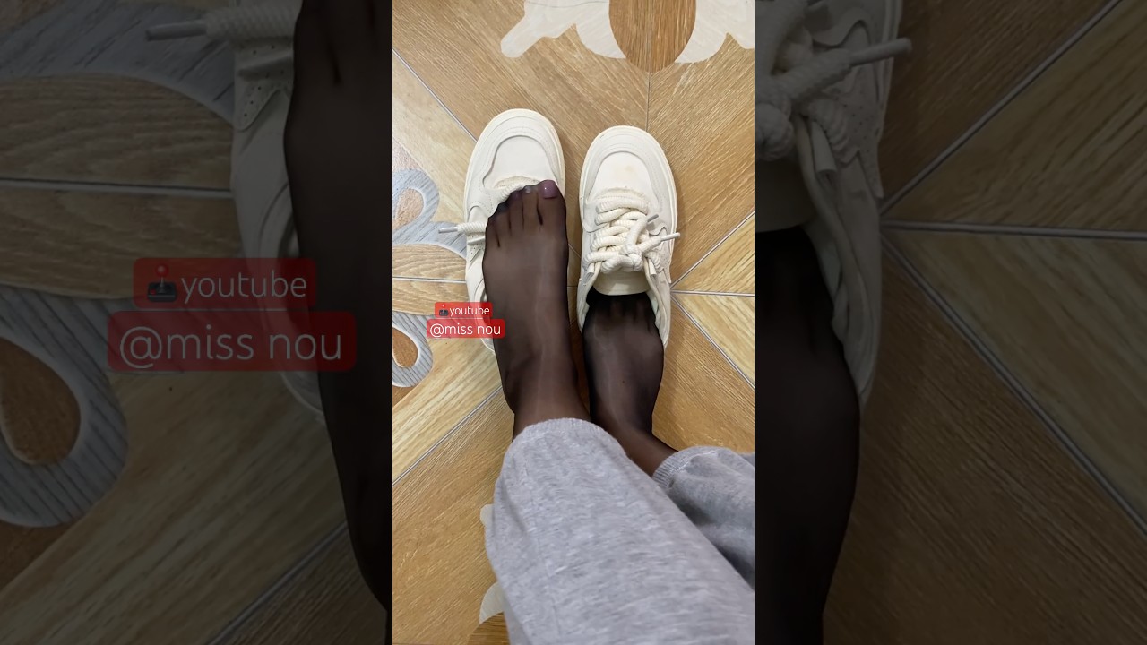 Stocking with sneakers | Stocking feet | women feet and socks 