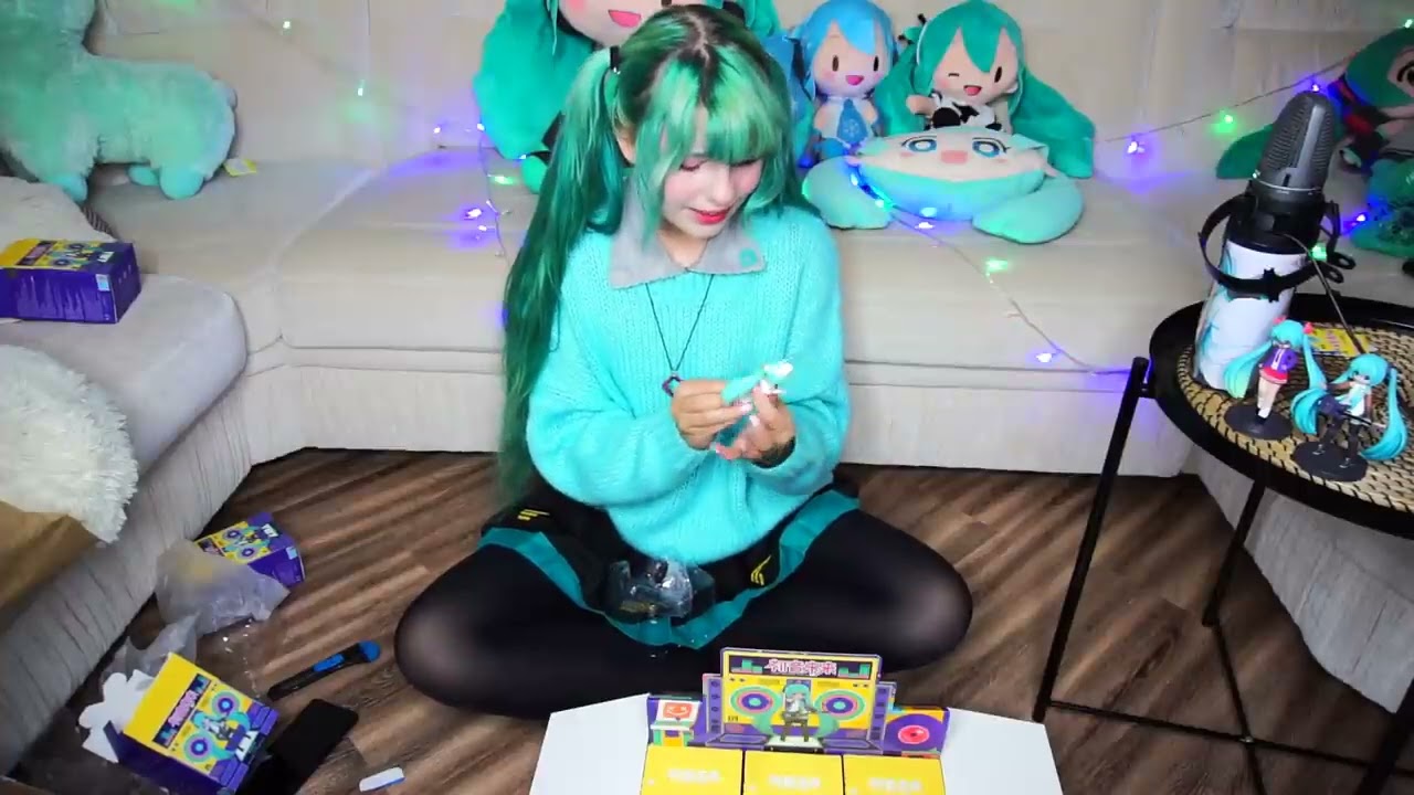 [2020.09.24] 18 фигурок Мику из Китая🤔 Hatsune Miku POP MART figures UNBOXING☆