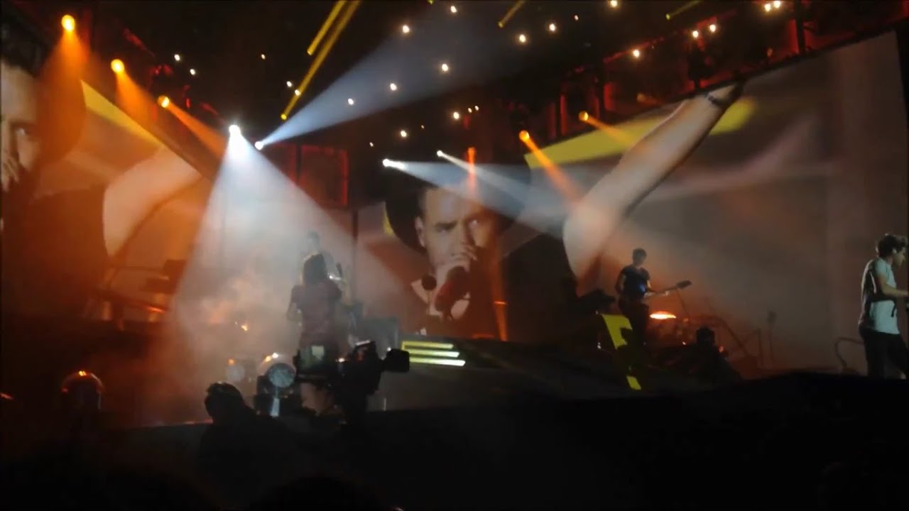 One Direction + McBusted VLOG PART 1 (Cardiff 6.6.15)