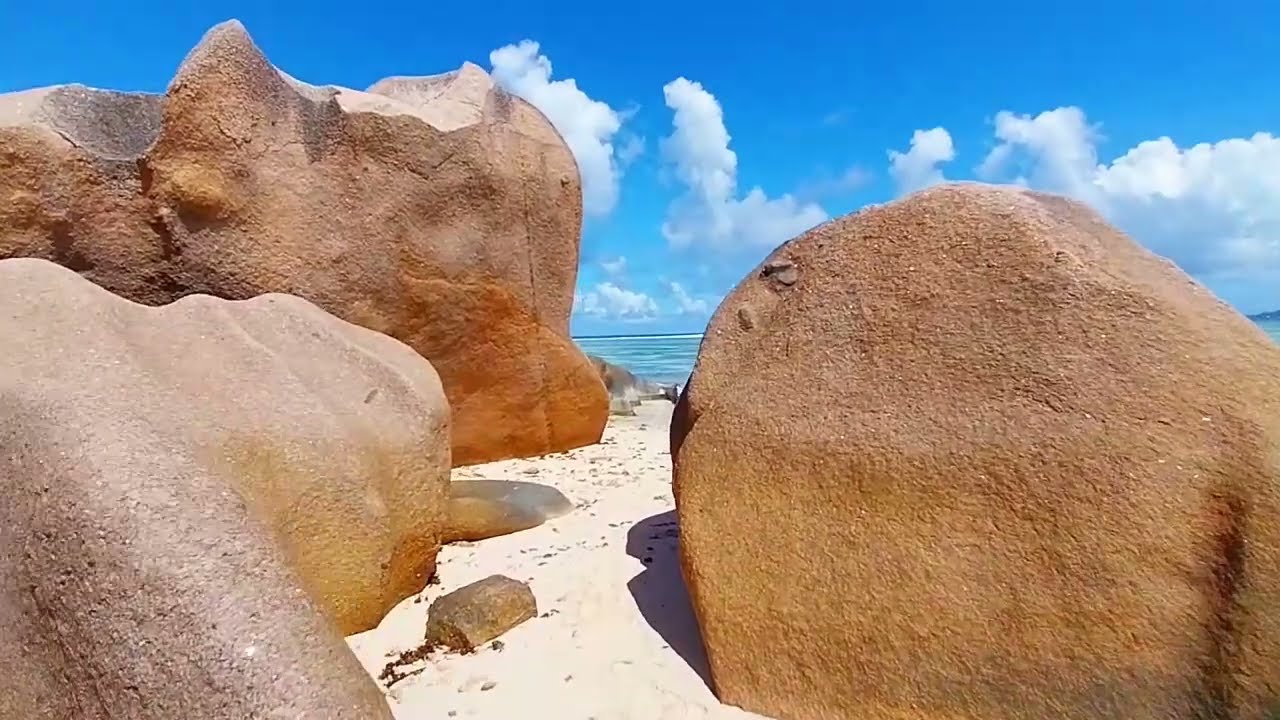 DJ Zappler auf La Digue + Praslin (Seychellen) Musik: Mind Over Matter - Bali Sunrise