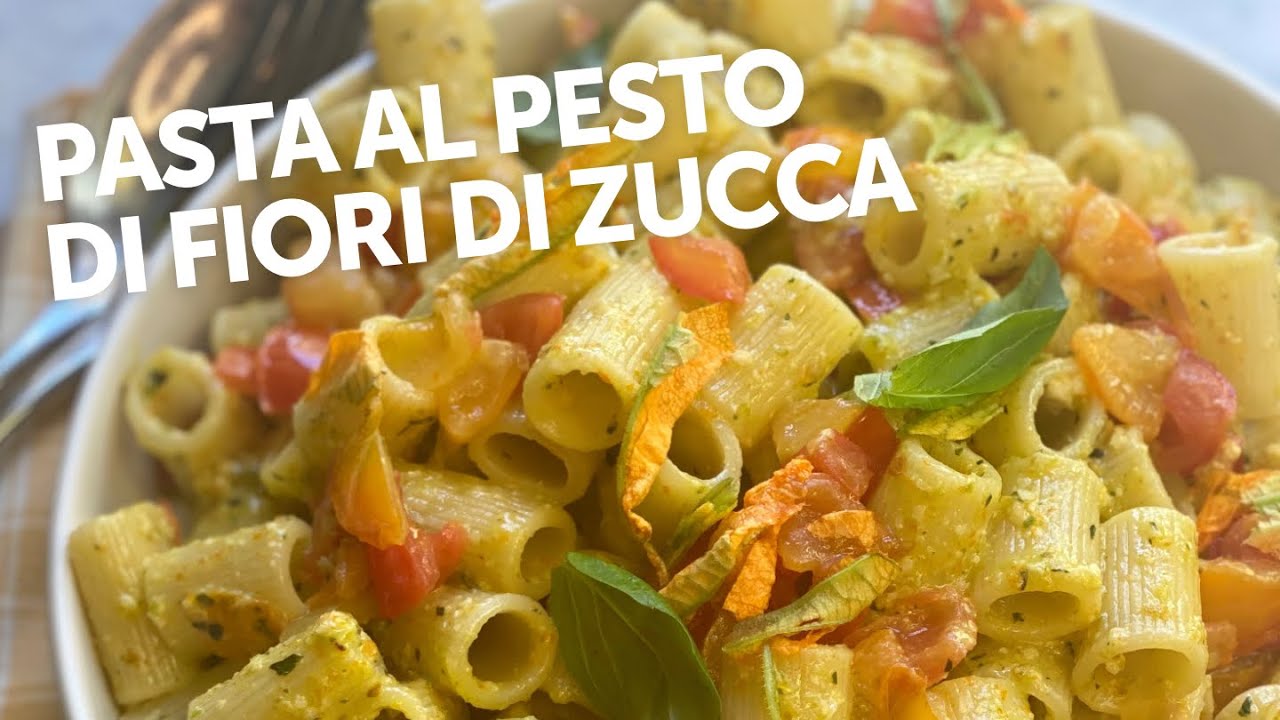Замечательный цветок кабачка pesto estiva Summer PASTA готов за считанные минуты!