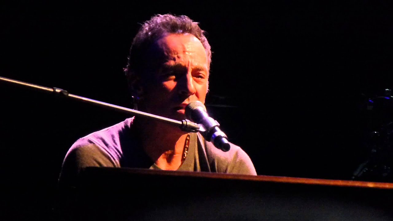 Bruce Springsteen - Dream Baby Dream - Sydney, Australia 19 February 2014