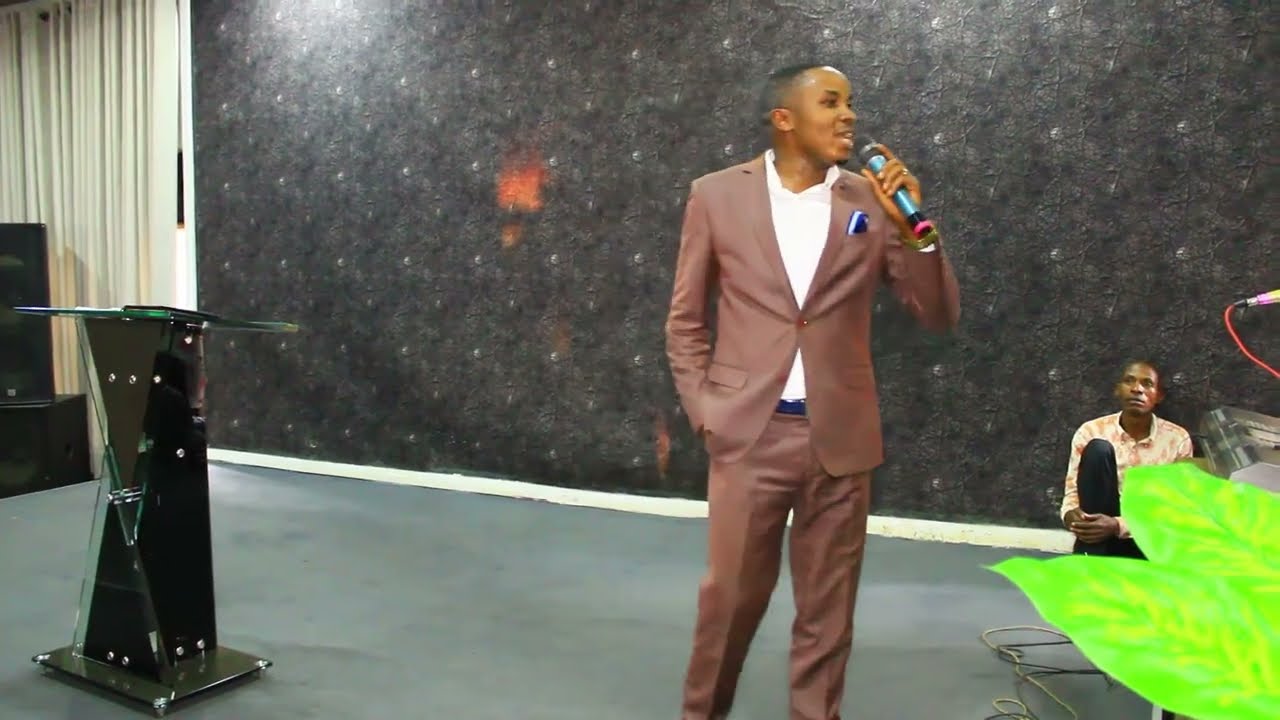 UYU MUVUGABUTUMWA NTASANZWE #isezeranotv#impemburotv#