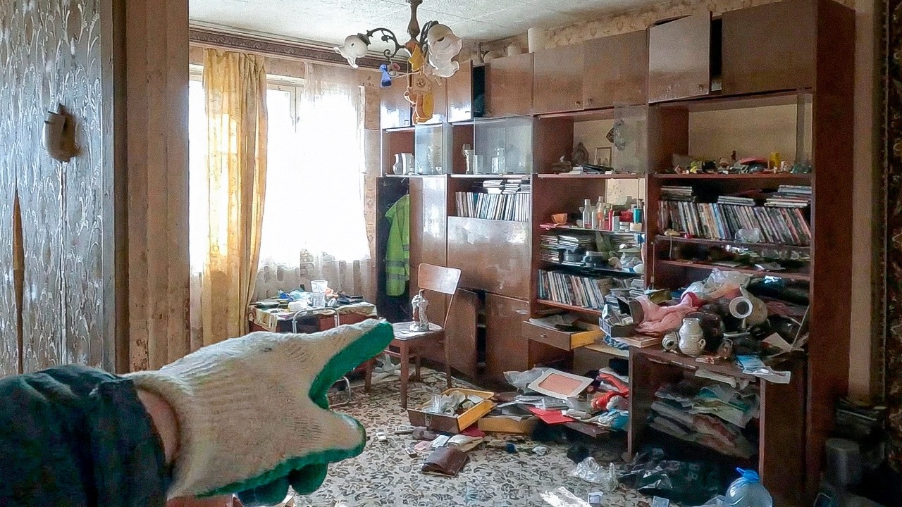 Found HIDDEN STASH in Abandoned House! Money & Rare Watches