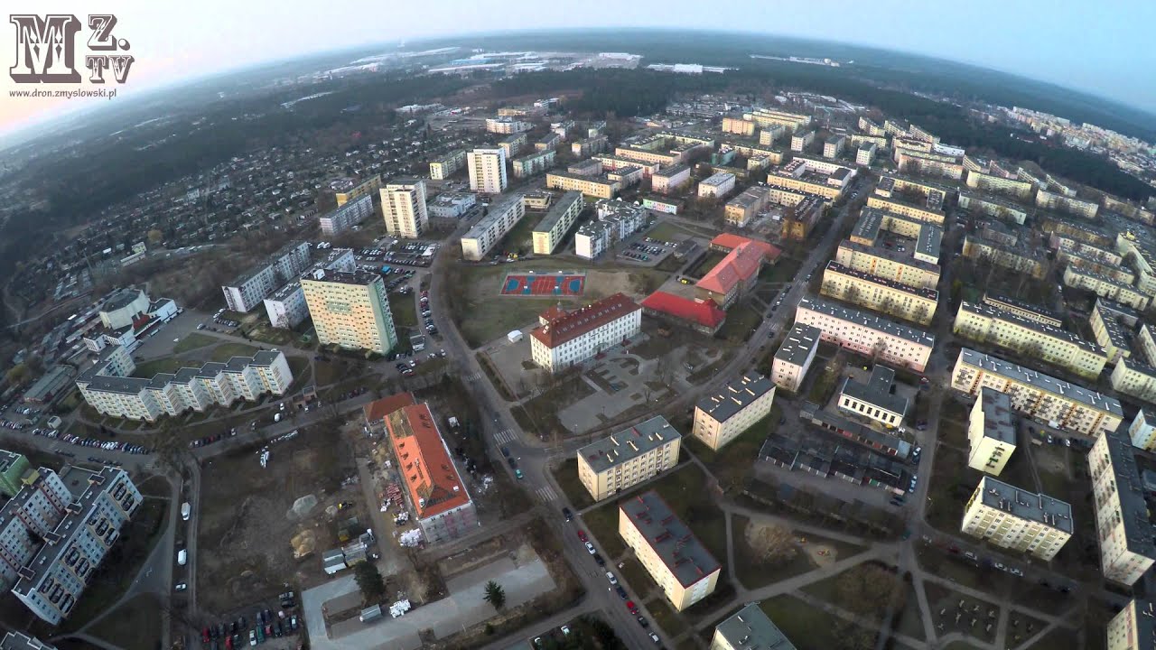 2016-04-03 - dron na ul. Sandomierskiej w Bydgoszczy 4K
