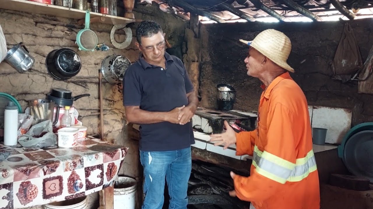 Bastidores  !! Seu Mané comeu o almoço  do Seu Amigo  !!