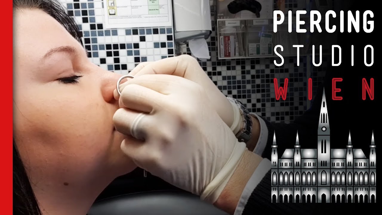 Septum Piercing mit betäubung - Piercing TV