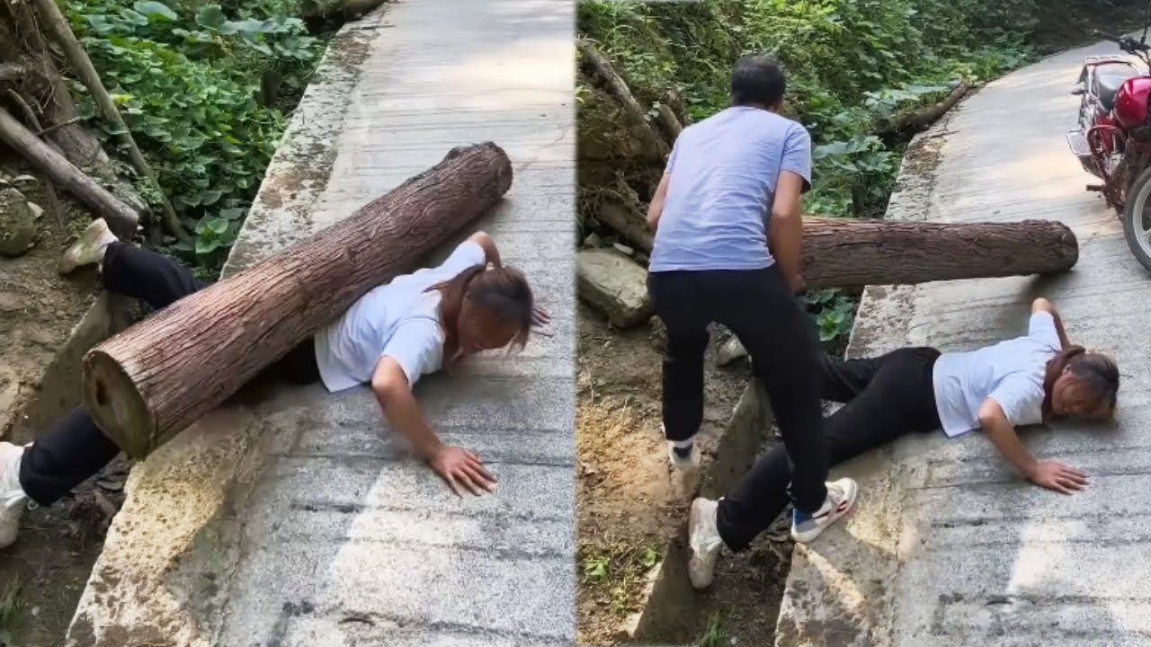 A Poor Woman Was Crushed By A Piece Of Wood; A Kind Passerby Rescued Her#kindness #help