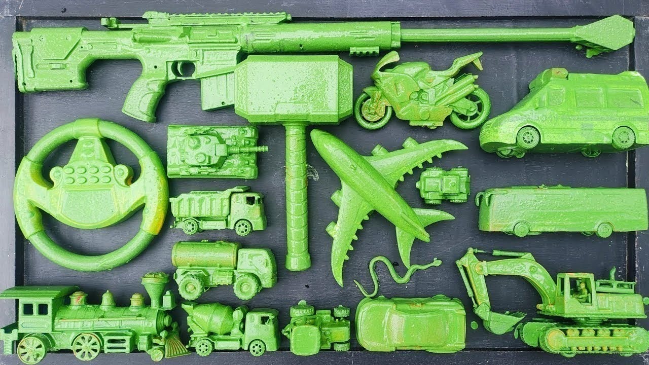 Membersihkan Mainan Mobil Balap, Truk Molen, Kereta Cepat, Pesawat, Bus Telolet, Kapal, Excavator