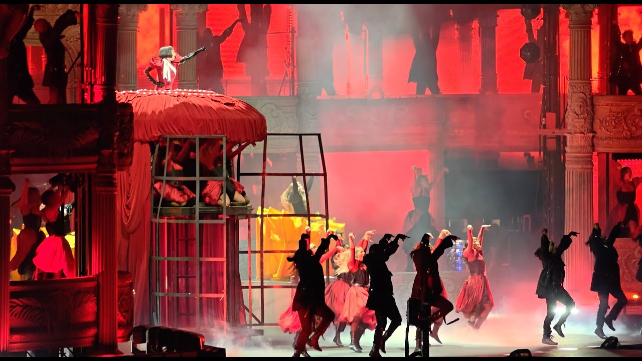 Abracadabra + Judas + Scheiße [4K] (Lady Gaga MAYHEM @ Singapore 24th May) 新加坡國家體育場