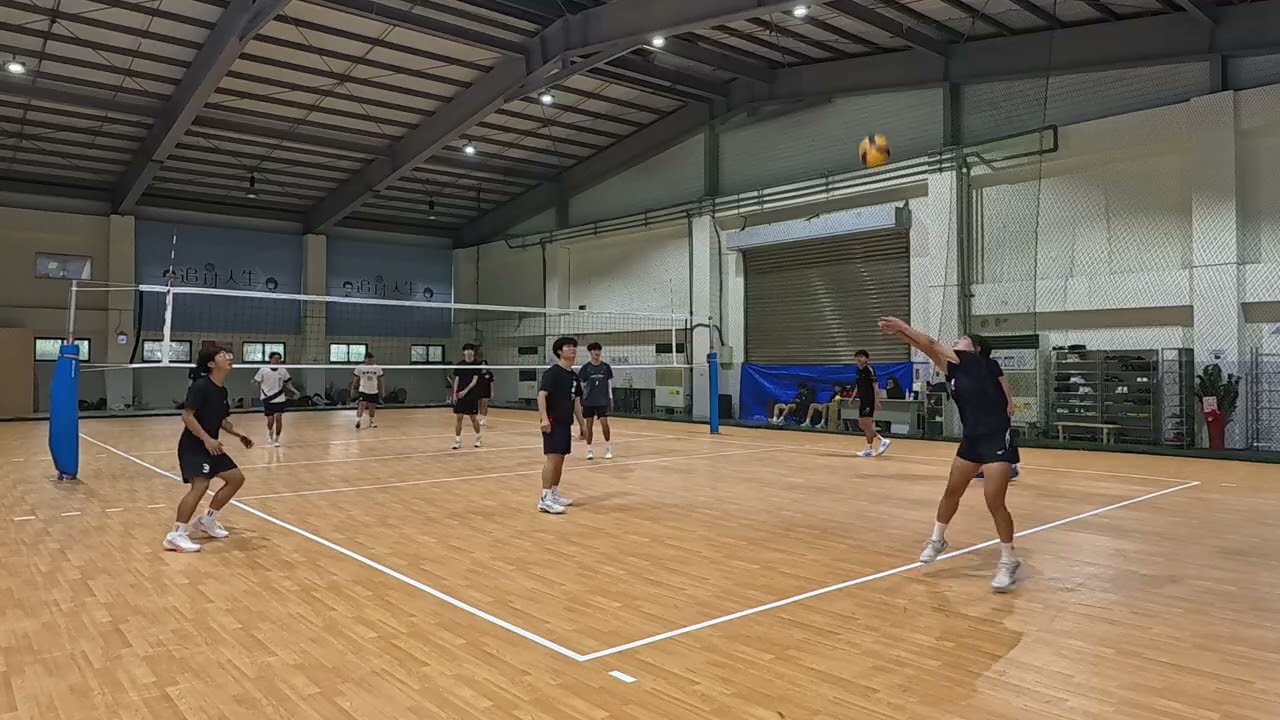 26'0211 追球男網7