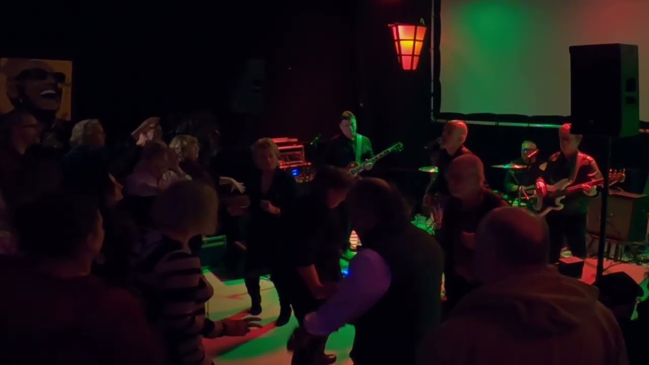 MadboX - She Sells Sanctuary (cover)