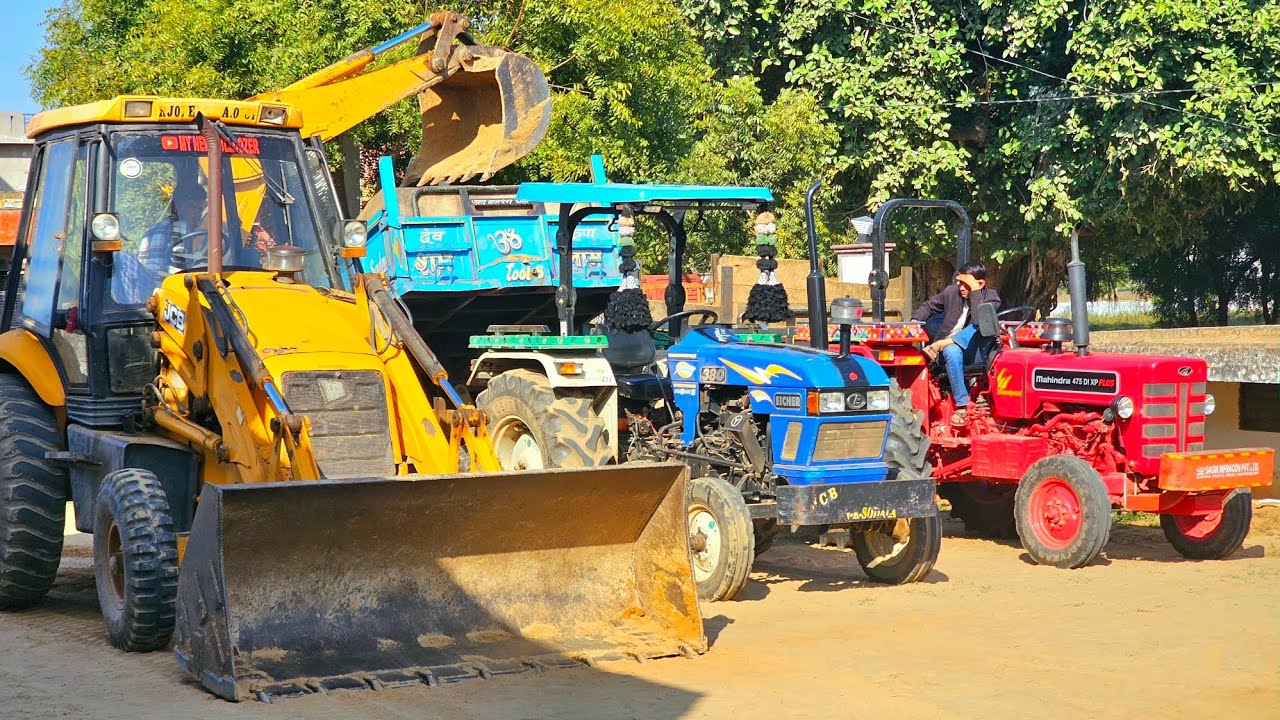 JCB 3dx and Tractor Loading Stuck in Mud Mahindra 575 Eicher 380 Kubota Fired While Running | JCB
