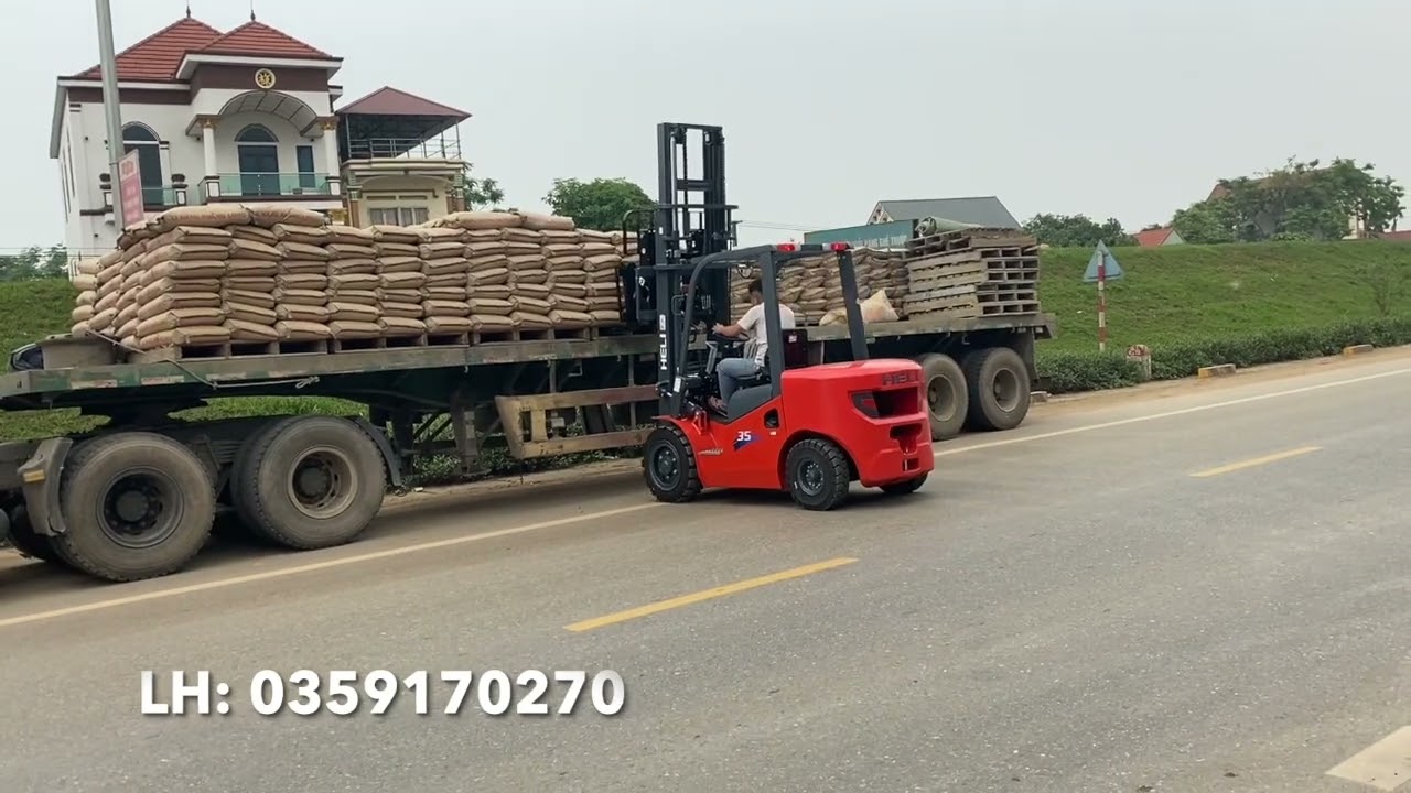 Xe nâng HELI 3,5 tấn gật gù, nâng cao 4m - Bàn giao khách hàng VLXD