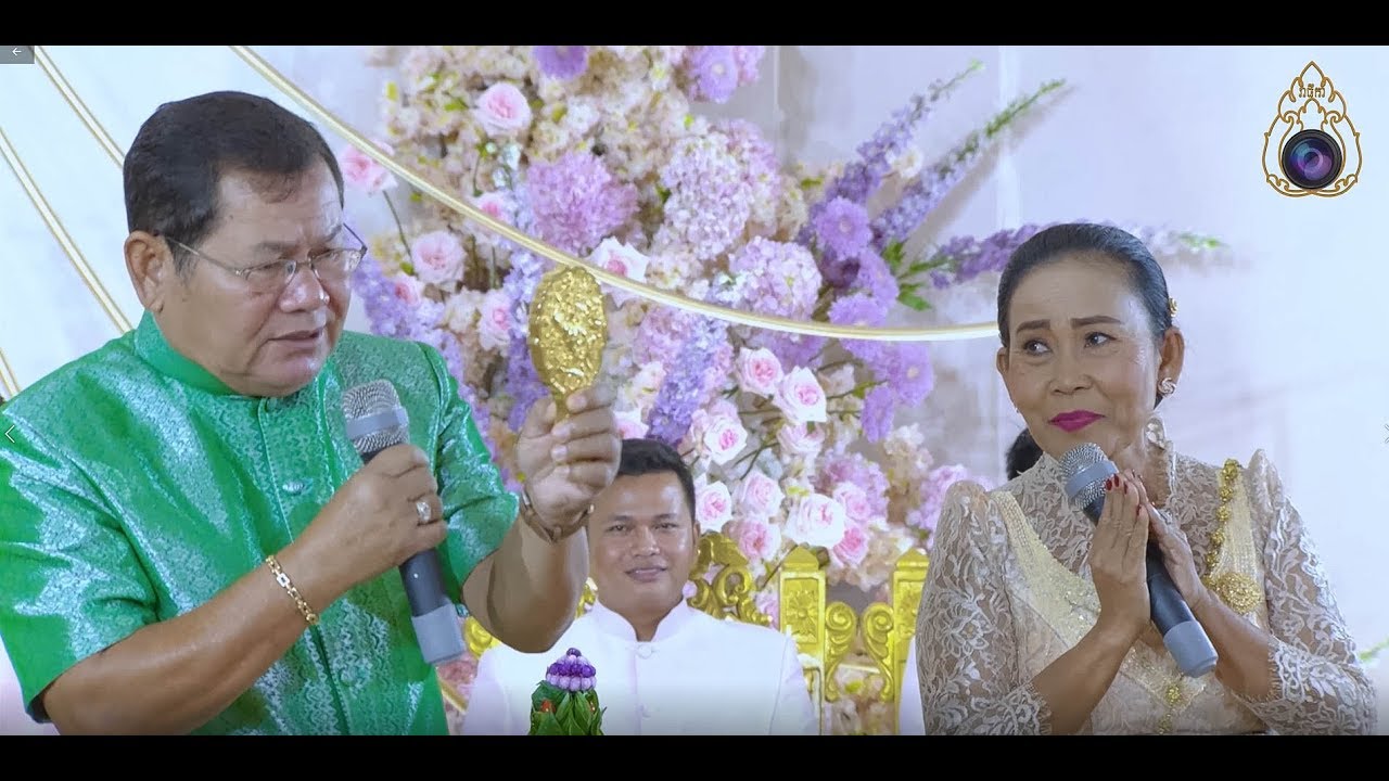 ពិធីកាត់សក់ដោយ លោកពូ ព្រហ្ម ម៉ាញ និងយាយយ៉យ សើចចុកពោះ!! Prom Manh and Yay Yoy Funny!