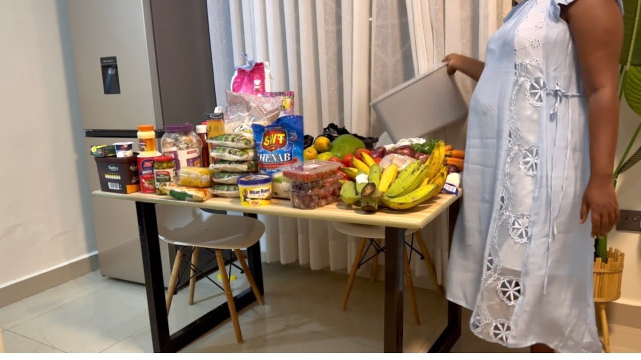 ЖИЗНЬ В КАМПАЛЕ 🇺🇬. Выживаю на один доход, ежемесячно покупаю продукты, пополняю запасы в холодил...