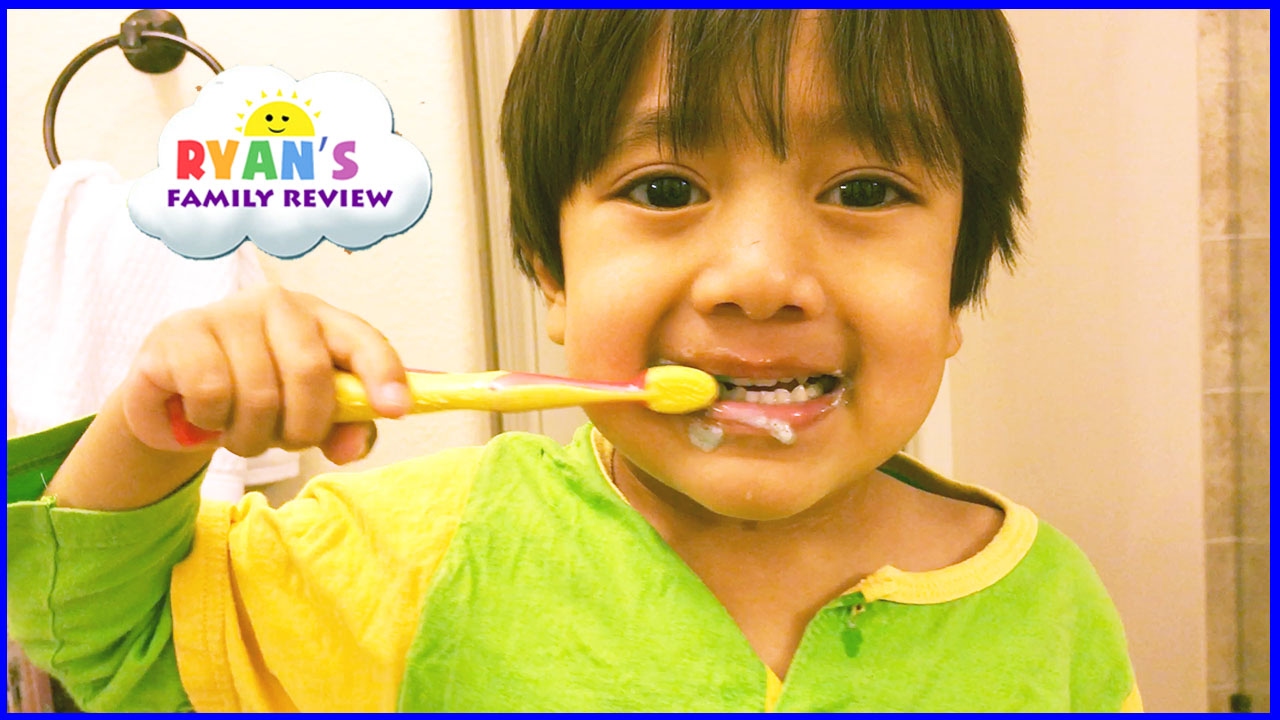 Kid Night Routine Bedtime! Family Fun Game Night with Ryan's Family Review Vlog