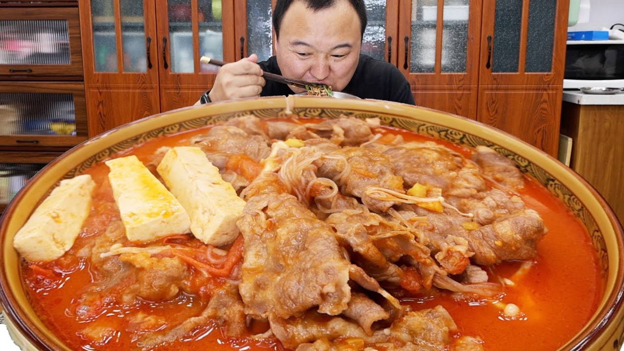 网友想看盖饭，阿强做鸡腿卤肉饭，番茄肥牛饭，一顿扒饭超过瘾！【cram阿强】