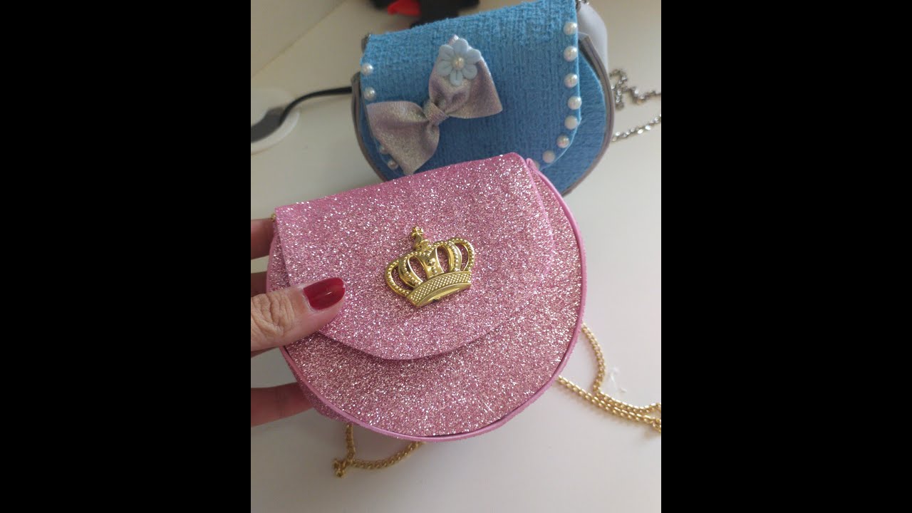 bolsinha de CD e EVA