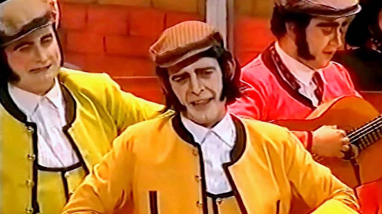 Chirigota LOS PRIMO DE RIVERA - PRELIMINARES 'Actuación Completa' Carnaval de Cádiz 2005