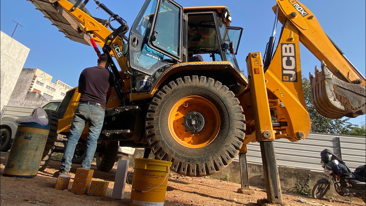 New jcb 3dx eco xpert plus 1st service full review ||