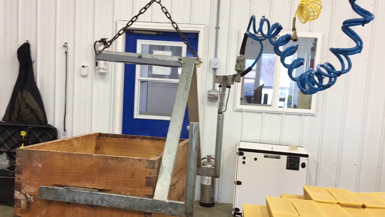 No more honey house lifting, using a Bachelor Super Lift