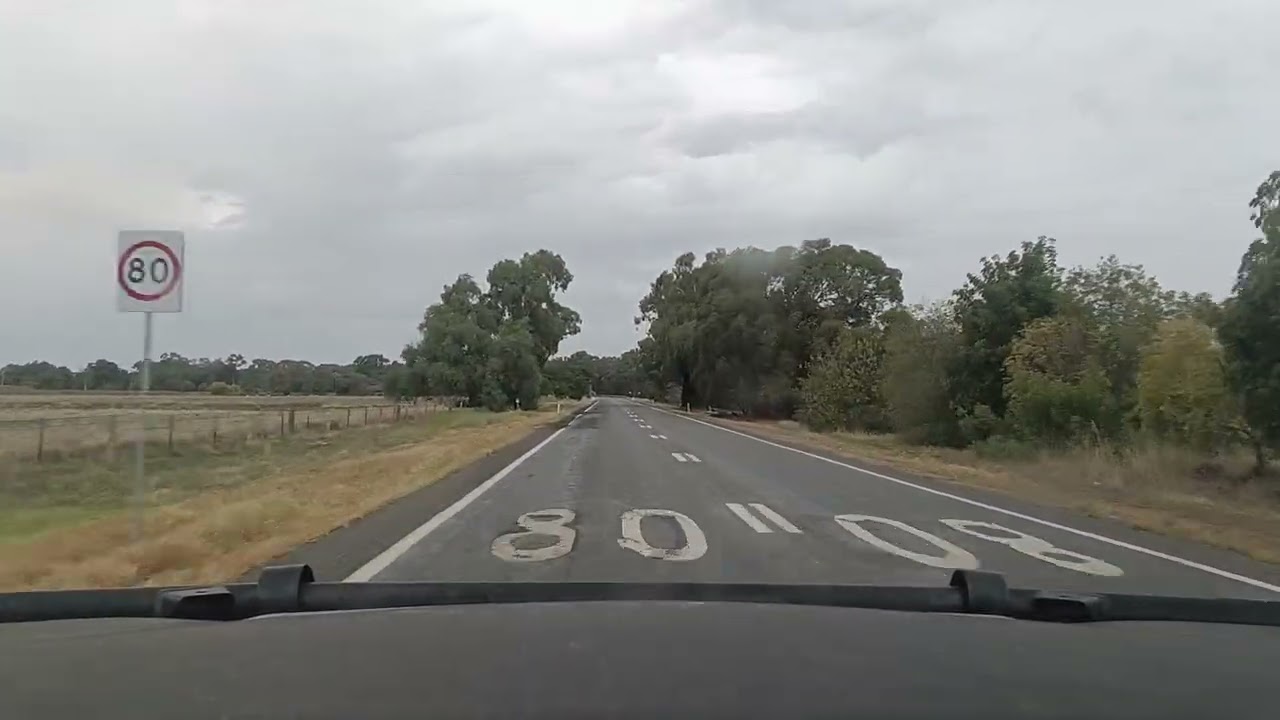 MONDAY AFTERNOON DRIVING HOME FROM WORK IN THE RIVERINA NSW AUSTRALIA 🦘