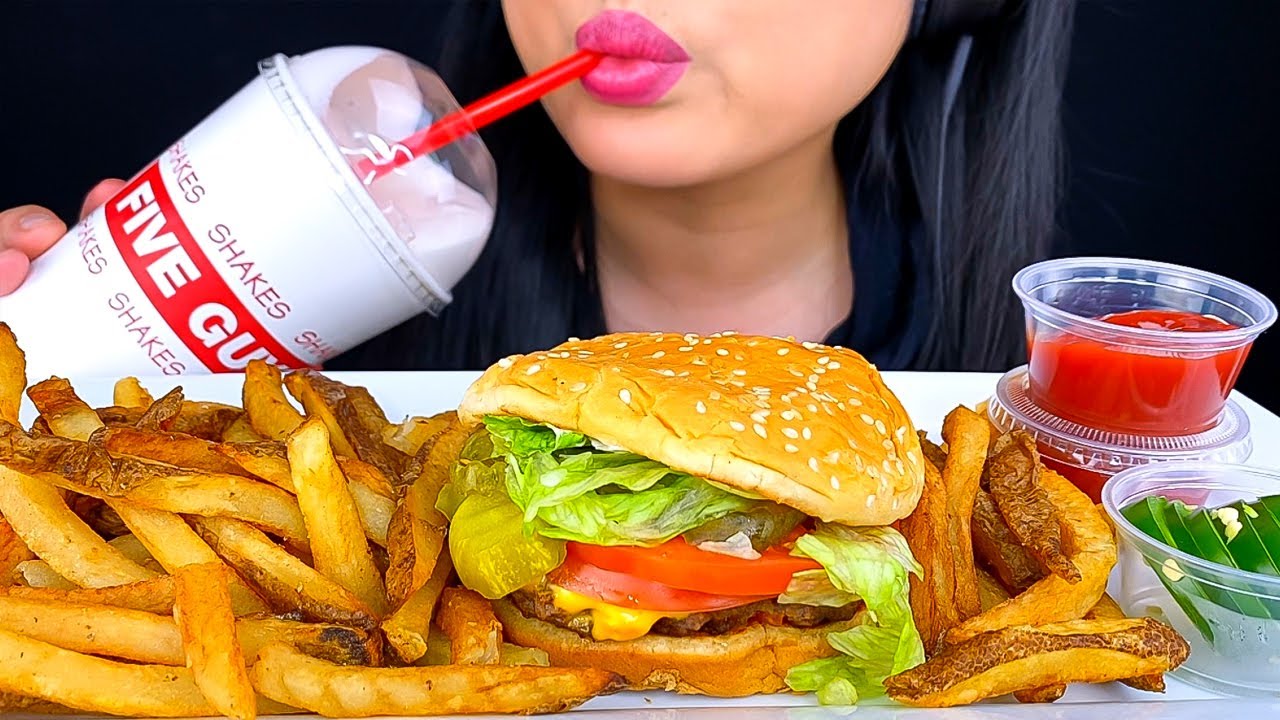 ASMR DOUBLE CHEESEBURGER, FRIES & MILKSHAKE FIVE GUYS MUKBANG (EATING SOUNDS) ASMR Phan