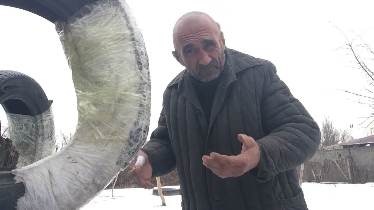 Вертикальный кулак (