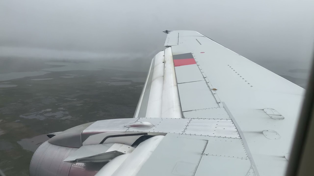 Air Inuit 700 Puvirnituq landing Boeing 737-200C